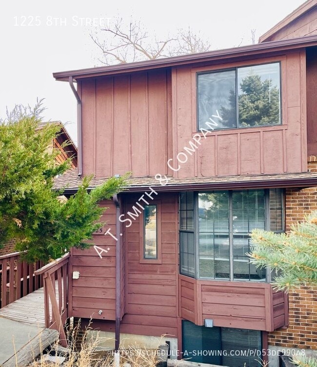 property at 1225 8th St