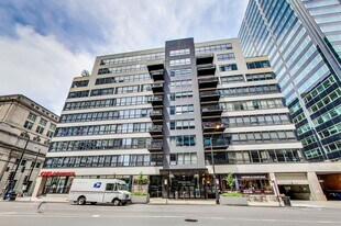 130 S Canal St, Unit 810 in Chicago, IL - Building Photo
