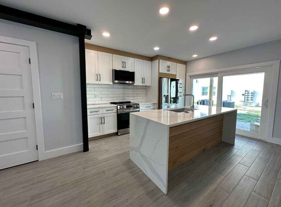 Sailfish Drive Residences in Atlantic Beach, FL - Building Photo