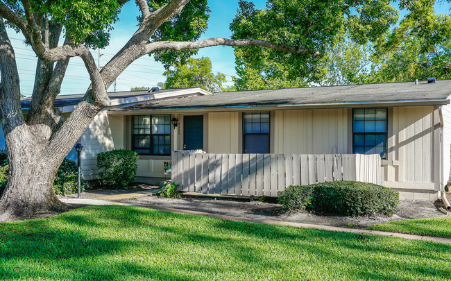 Branchwood Apartments in Winter Park, FL - Foto de edificio - Building Photo