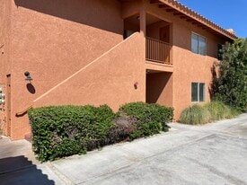 29345 Avenida La Paz in Cathedral City, CA - Building Photo