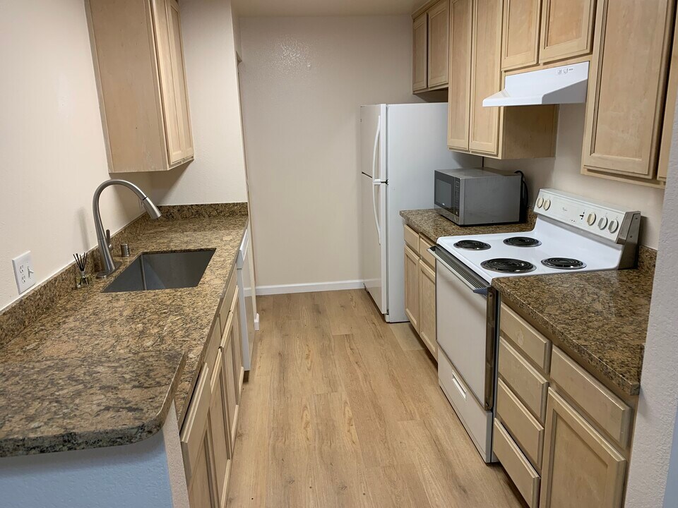 676 Encore Way, Unit 676 in San Jose, CA - Foto de edificio