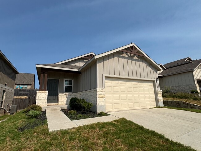 property at 541 Summer Pointe