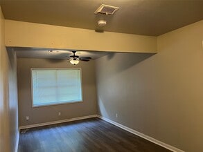 1621 Tech Ave in Bay City, TX - Building Photo - Building Photo