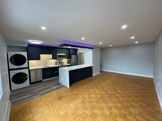 716 Sevilla Park Pl, Unit 716 Sevilla in London, ON - Building Photo - Building Photo