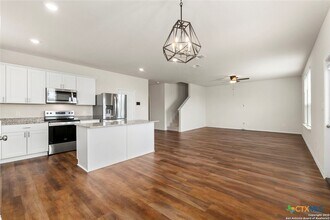 162 Hazy Glade Dr in Seguin, TX - Building Photo - Building Photo