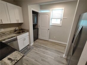 1517 Summit Ave, Unit B in Portsmouth, VA - Building Photo - Building Photo