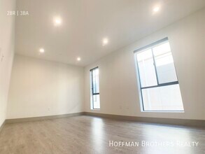 115 S St Andrews Pl in Los Angeles, CA - Building Photo - Building Photo