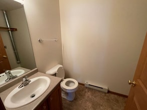 4113 Echo Valley Dr in Eau Claire, WI - Building Photo - Building Photo