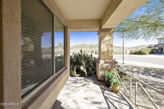 2404 W Silver Sage Ln in Phoenix, AZ - Building Photo - Building Photo