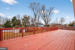 17504 Redland Rd in Derwood, MD - Building Photo - Building Photo