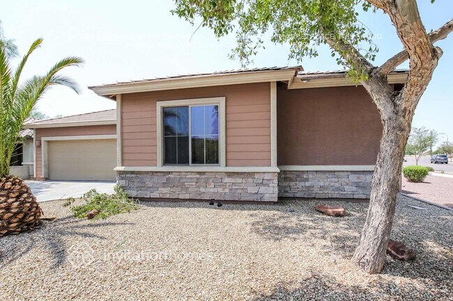 6204 S 54th Ln in Phoenix, AZ - Building Photo - Building Photo