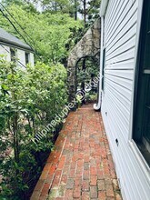 629 Hillpine Dr NE in Atlanta, GA - Building Photo - Building Photo