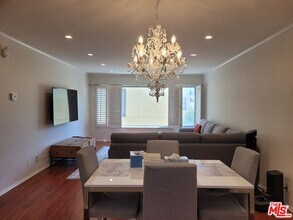 165 N Swall Dr in Beverly Hills, CA - Building Photo - Building Photo