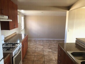 9542 Lindsey Dr in El Paso, TX - Building Photo - Building Photo