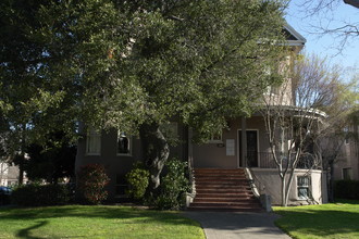 2005 Alameda Ave in Alameda, CA - Building Photo - Building Photo