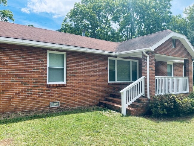 property at 11 Bear Farm Rd