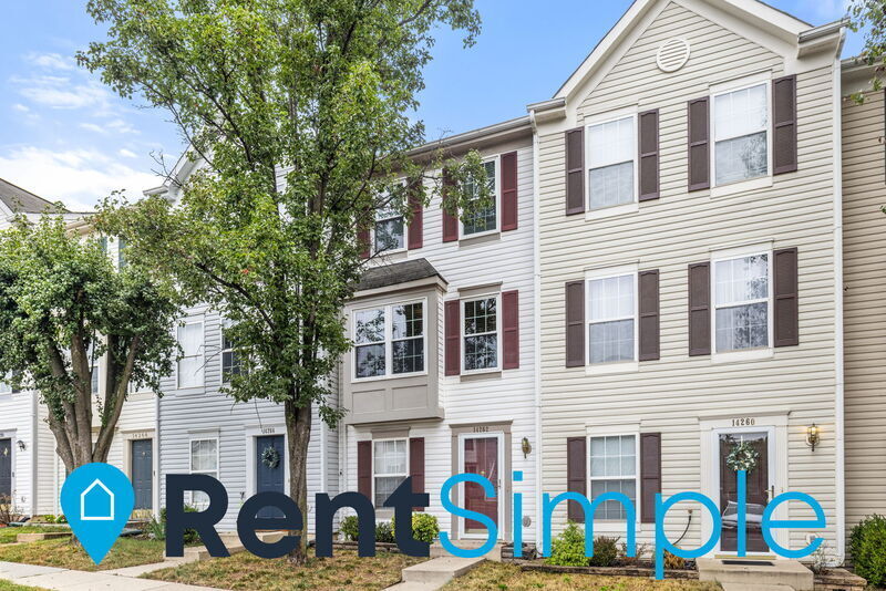 14262 Newbern Loop in Gainesville, VA - Building Photo