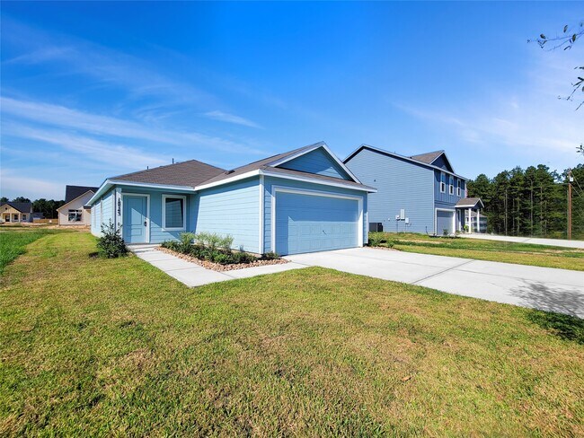 18743 Barrichello Dr in Conroe, TX - Foto de edificio - Building Photo