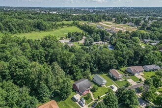 1106 W Countryside Ln in Bloomington, IN - Building Photo - Building Photo