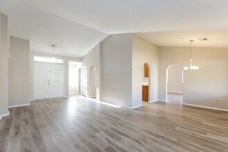 7586 W Montebello Ave in Glendale, AZ - Building Photo - Building Photo