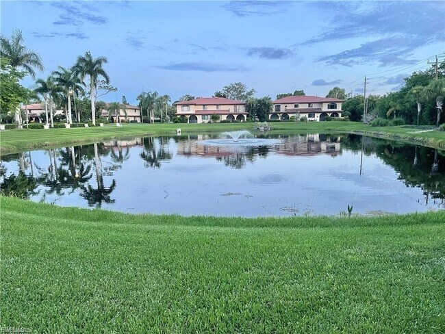 27670 Hacienda E Blvd-Unit -302B in Bonita Springs, FL - Building Photo - Building Photo