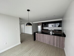 5633-P5633 Fenwick St in Halifax, NS - Building Photo - Building Photo