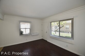 605 N Hollywood Way in Burbank, CA - Building Photo - Building Photo