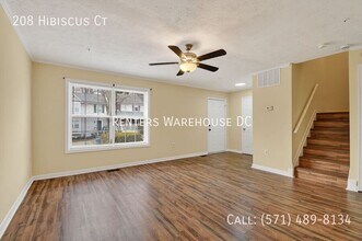 208 Hibiscus Ct in La Plata, MD - Building Photo - Building Photo