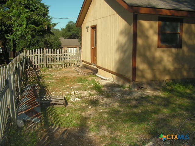 property at 1393 Laurie Dr