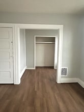 299 N Balph Ave in Pittsburgh, PA - Foto de edificio - Building Photo