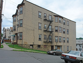 18-20 S Kensico Ave Apartamentos