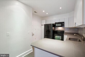 1614 Belmont St NW-Unit -C in Washington, DC - Foto de edificio - Building Photo