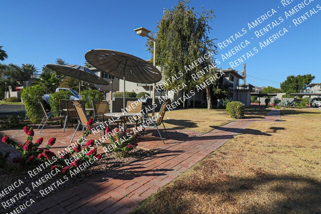 property at 4132 E Calle Redonda