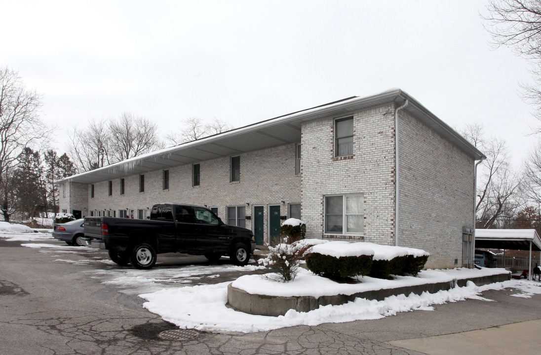 Green Street Townhouse in Brownsburg, IN - Foto de edificio