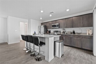 7005 Magenta Moon St in North Las Vegas, NV - Building Photo - Building Photo