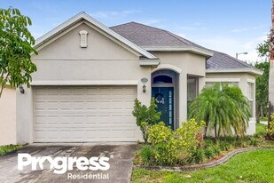 7636 Tangle Rush Dr in Gibsonton, FL - Building Photo