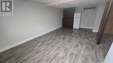 38 Copping Rd in Toronto, ON - Building Photo - Building Photo