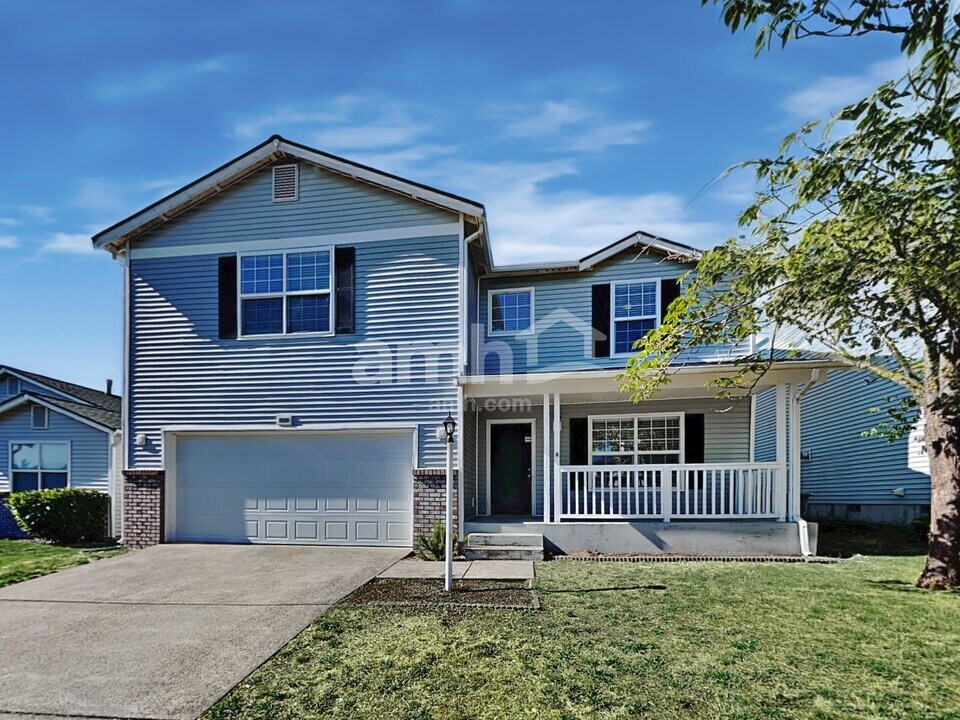 10509 192nd Street Ct E in Graham, WA - Building Photo