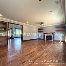 2416 13 Ave NW in Puyallup, WA - Building Photo - Building Photo