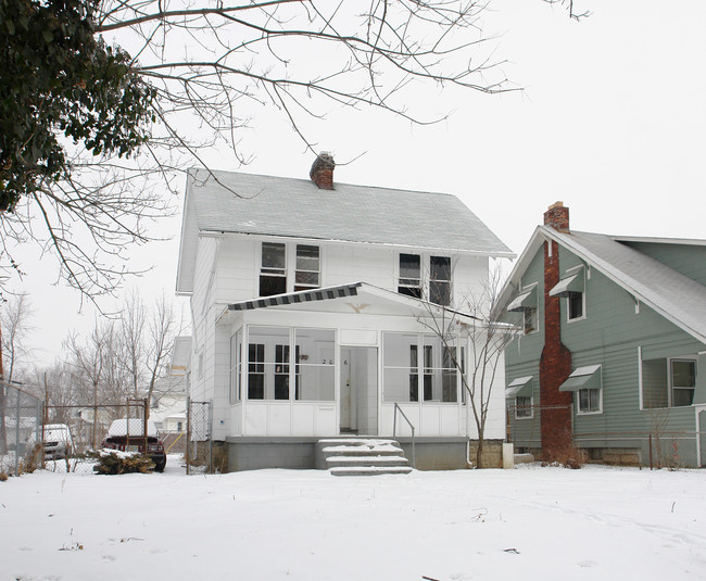 2036 Floral in Columbus, OH - Building Photo - Building Photo