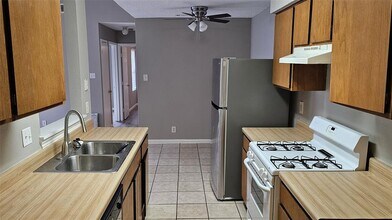 1903 1/2 Margalene Way in Austin, TX - Building Photo - Building Photo