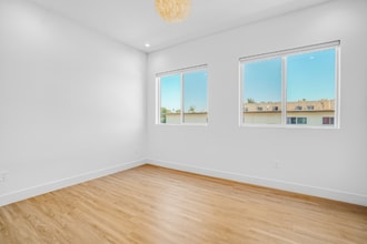 4800-4802 S Slauson Ave in Culver City, CA - Building Photo - Building Photo