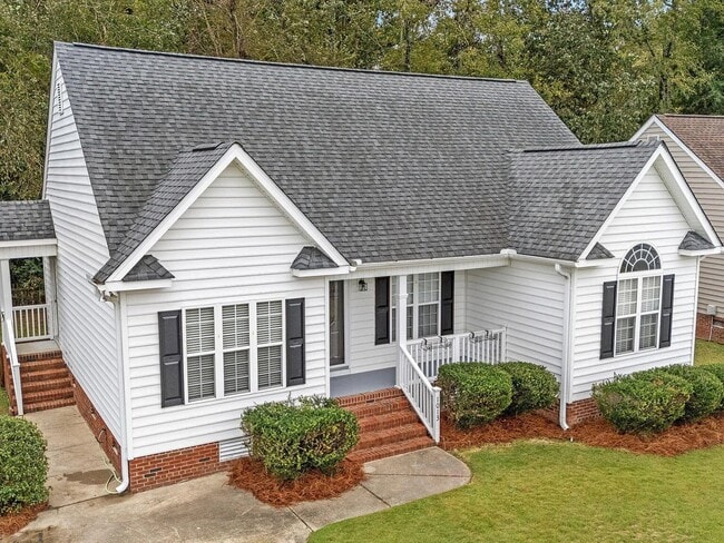 1013 Sebring Dr in Winterville, NC - Building Photo - Building Photo