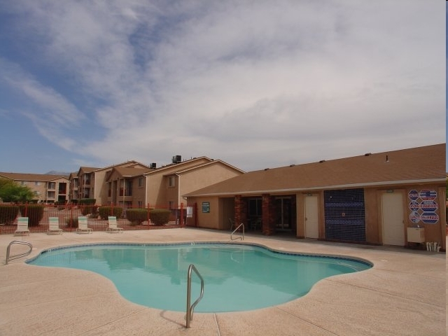 Mesquite Bluffs in Mesquite, NV - Building Photo