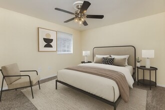 10605 N 56th St in Tampa, FL - Building Photo - Building Photo