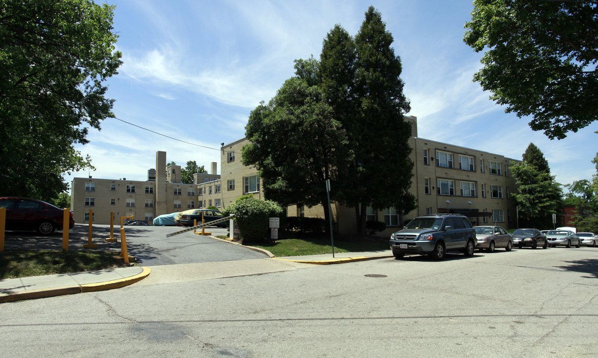 Rockview Apartments in Washington, DC - Building Photo