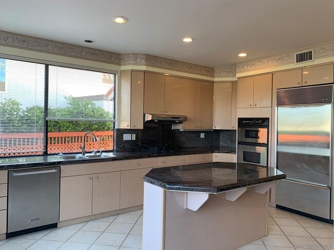 6535 Caminito Northland in San Diego, CA - Building Photo - Building Photo