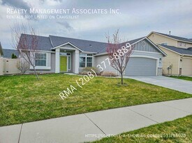 701 E Gannett Dr in Meridian, ID - Building Photo