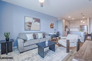 2331 Commerce Park Dr NE, Unit 5304 in Palm Bay, FL - Building Photo